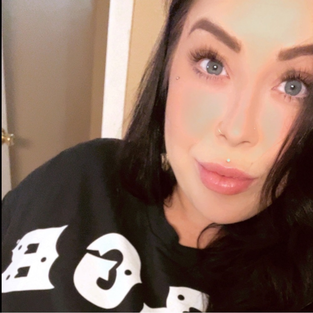 Meet your Posher, Kourtnie